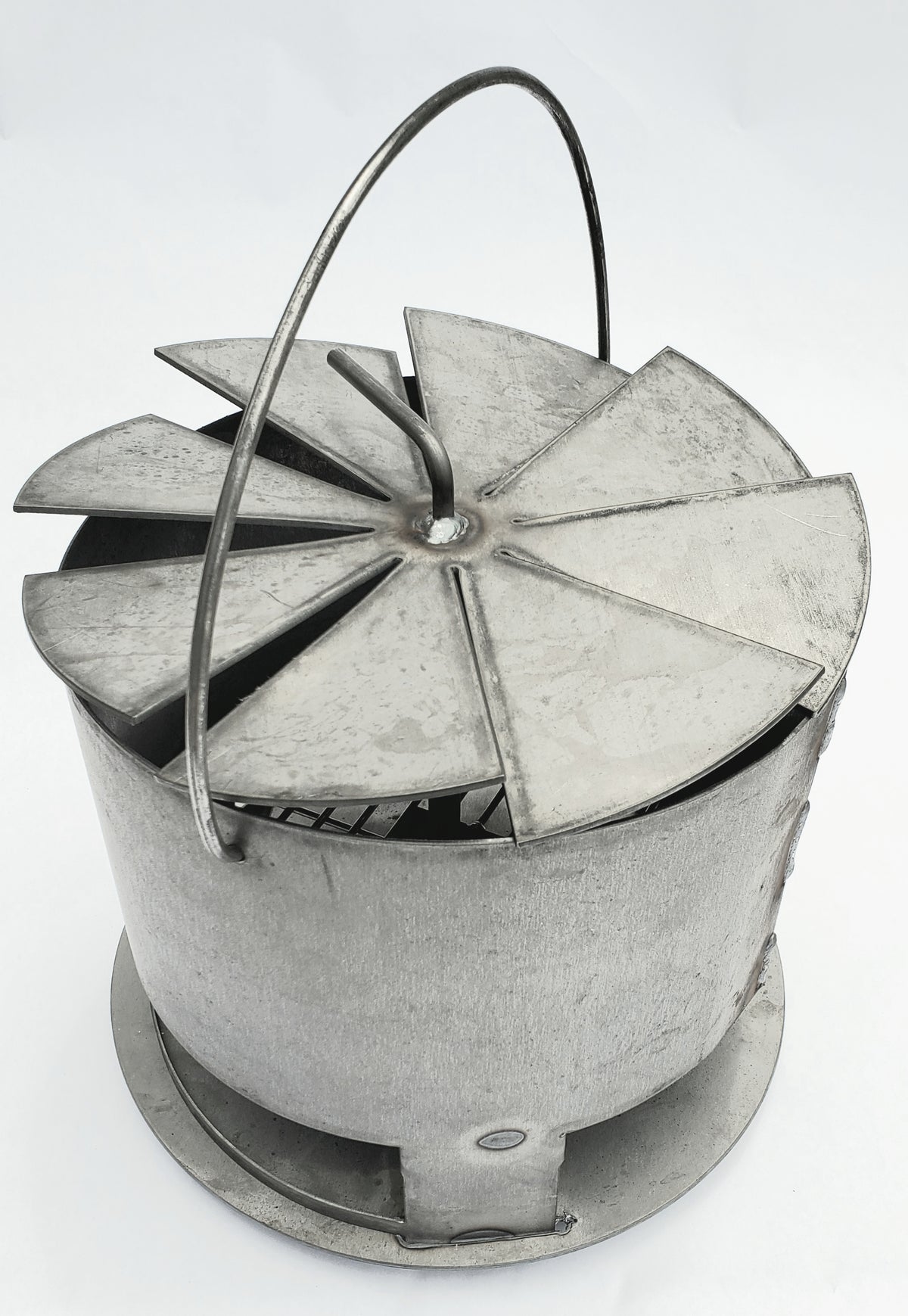 Vortex Fire Basket. The charcoal basket for pros. — AmazingSmokers.com